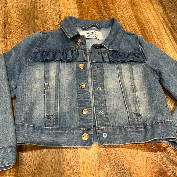 Super cute denim jacket! - Picture 2 of 6